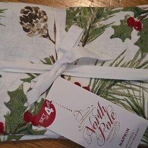 NORTH POLE BRAND SET OF 4 WHITE, RED AND GREEN HOLLY HOLIDAY CLOTH NAPKINS
